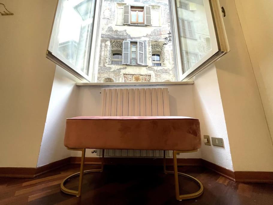 Tower Gombito'S Apartment Bergamo Buitenkant foto