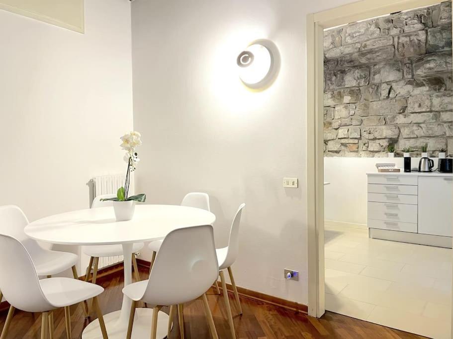 Tower Gombito'S Apartment Bergamo Buitenkant foto